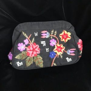 Beautiful embroidered evening bag